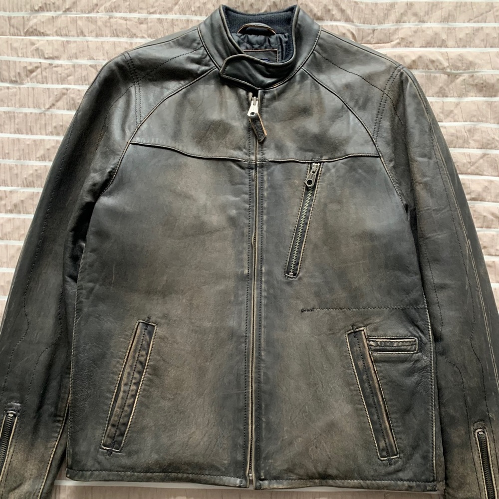 Men’s GAP distressed Style Leather Jacket men’s medium excellent pre-owned